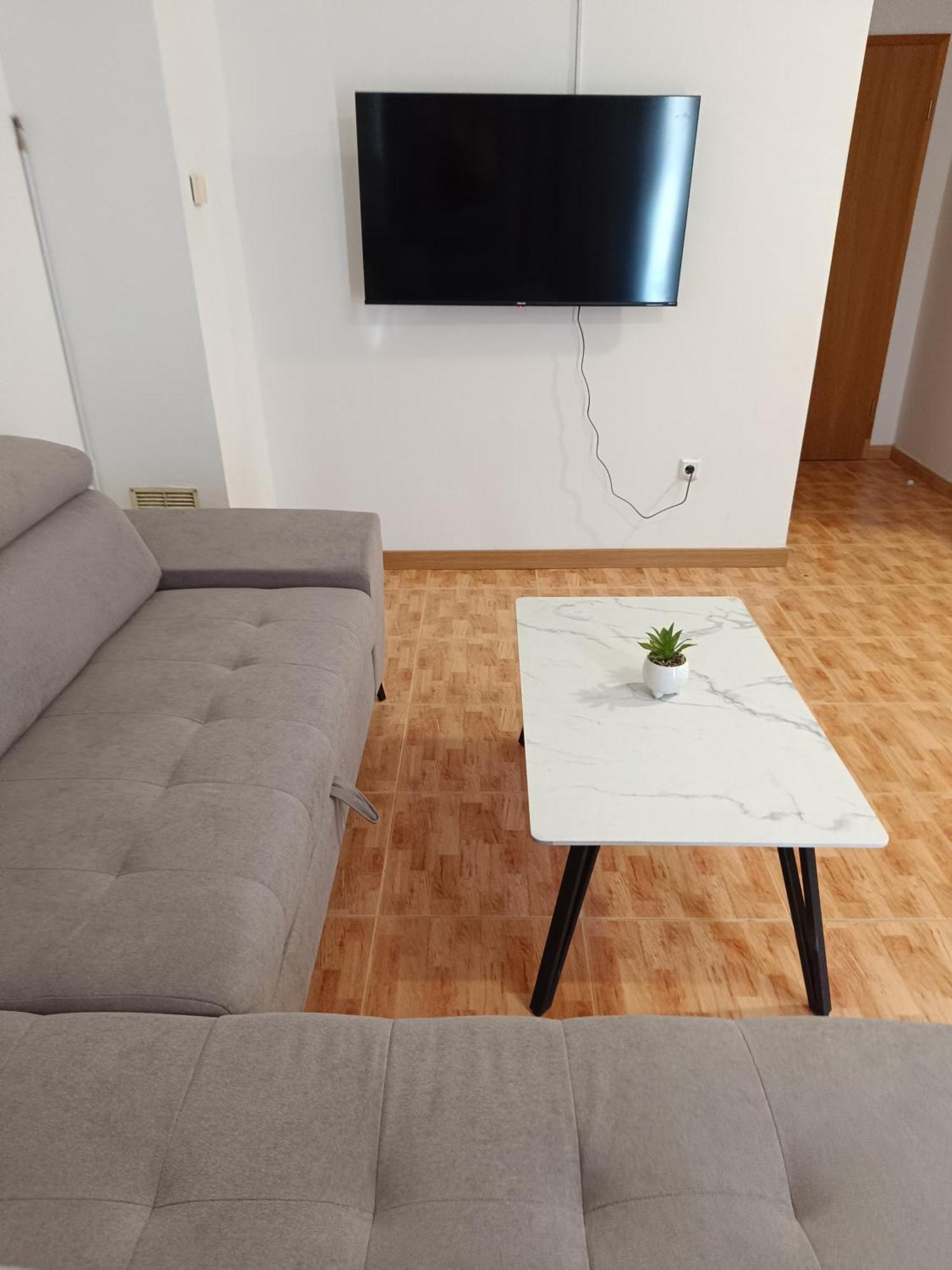 Apartmani "Radi" Baška Voda Kültér fotó
