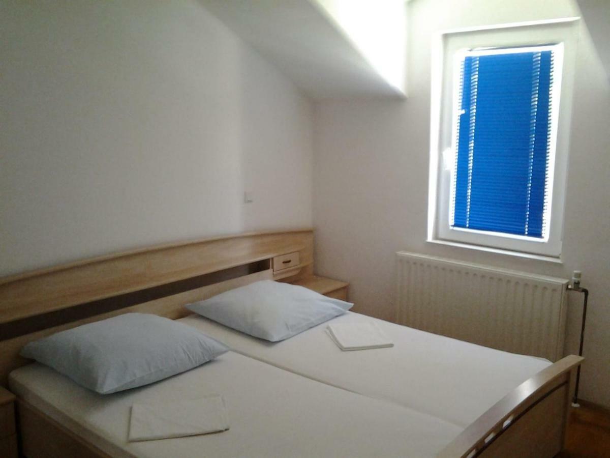 Apartmani "Radi" Baška Voda Kültér fotó