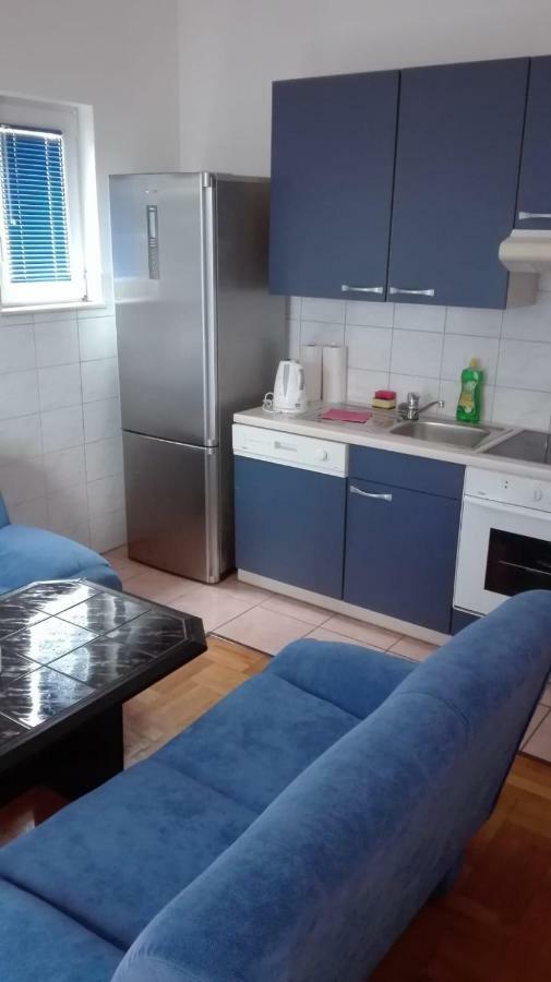 Apartmani "Radi" Baška Voda Kültér fotó