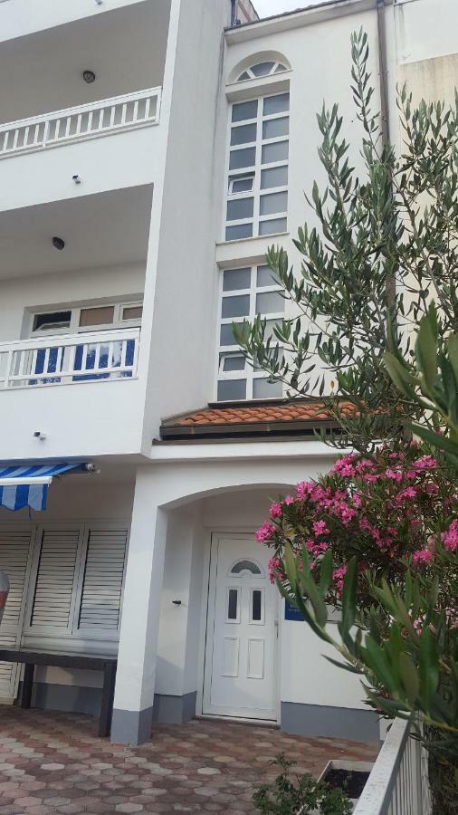 Apartmani "Radi" Baška Voda Kültér fotó